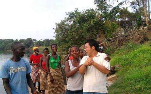 青州新娘吃瓜,青州新娘喜宴上的神秘“瓜”宴之谜